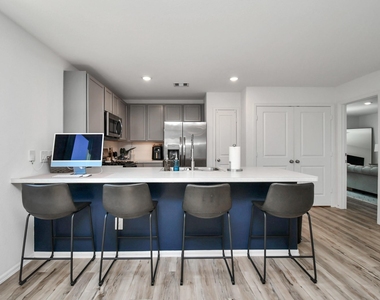 932 Gentle Moss Drive - Photo Thumbnail 11