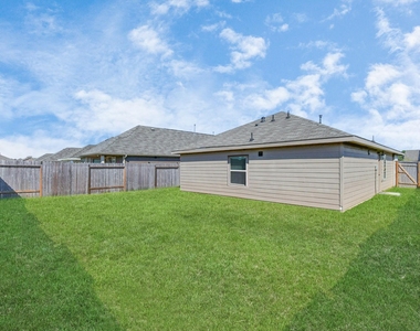 932 Gentle Moss Drive - Photo Thumbnail 33