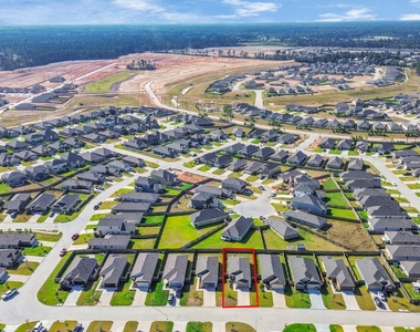 932 Gentle Moss Drive - Photo Thumbnail 36