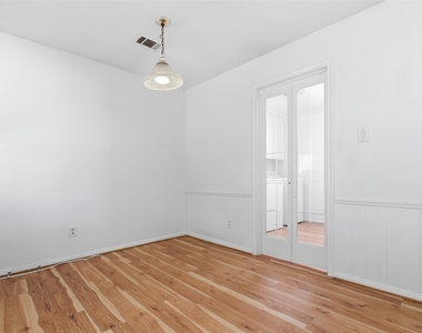 5814 Old Lodge Drive - Photo Thumbnail 6