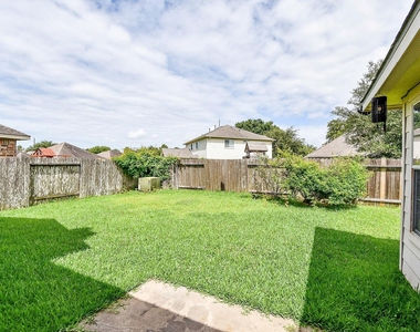 128 Long Canyon Lane - Photo Thumbnail 19