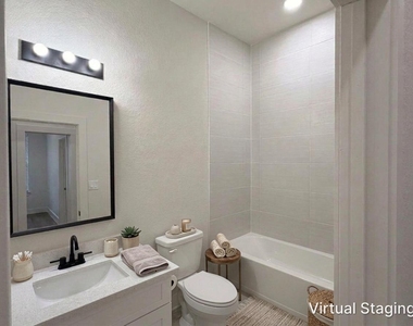 326 Clearwater Street - Photo Thumbnail 9