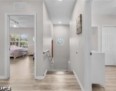 5350 Park Road - Photo Thumbnail 3