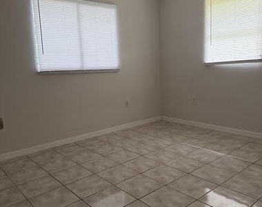 27 Blair Street - Photo Thumbnail 5