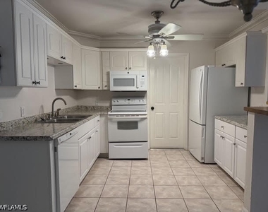 27 Blair Street - Photo Thumbnail 3