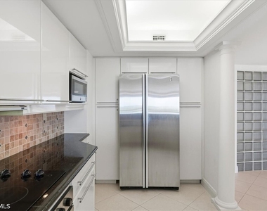 4751 Gulf Shore Boulevard N - Photo Thumbnail 20