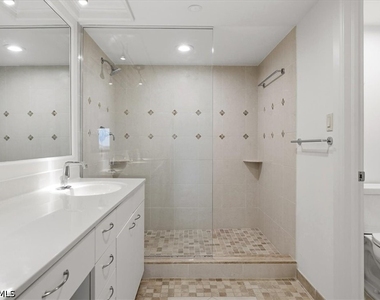 4751 Gulf Shore Boulevard N - Photo Thumbnail 25