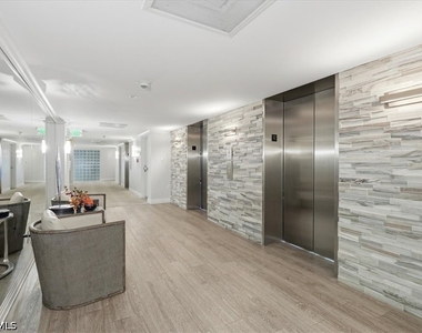 4751 Gulf Shore Boulevard N - Photo Thumbnail 4