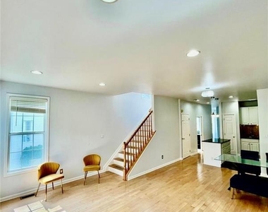 456 Hartford - Photo Thumbnail 10