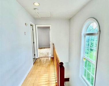 456 Hartford - Photo Thumbnail 26