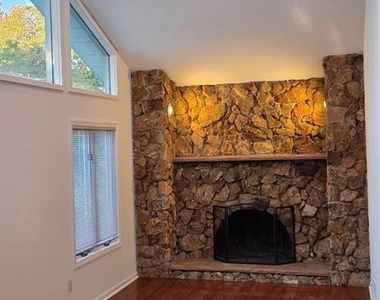 245 Hillside - Photo Thumbnail 8