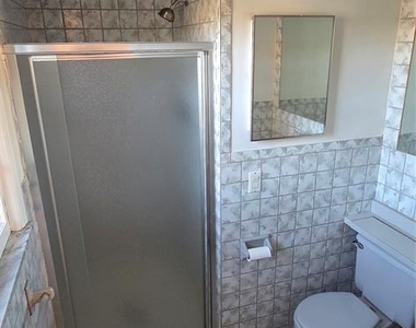 245 Hillside - Photo Thumbnail 15