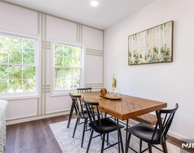 1150 Grove - Photo Thumbnail 6