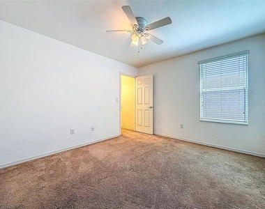 5101 Chipotle Lane - Photo Thumbnail 21