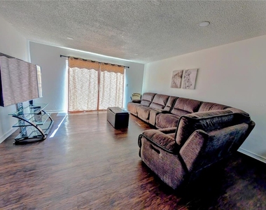 7645 Abonado Road - Photo Thumbnail 5