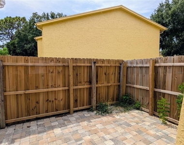 7645 Abonado Road - Photo Thumbnail 7