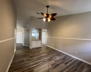 2222 Springrain Drive - Photo Thumbnail 19