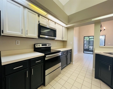 2222 Springrain Drive - Photo Thumbnail 4