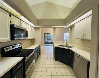 2222 Springrain Drive - Photo Thumbnail 3