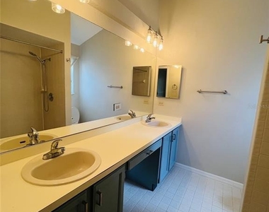 2222 Springrain Drive - Photo Thumbnail 34