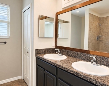 7407 Evening Primrose Court - Photo Thumbnail 7