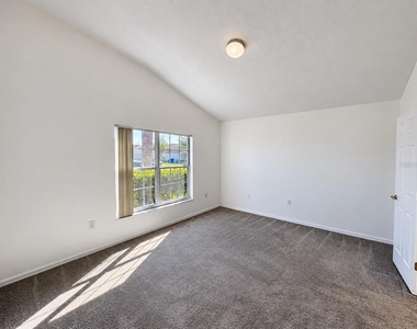 4795 Cumbrian Lakes Drive - Photo Thumbnail 19