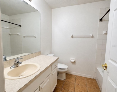 4795 Cumbrian Lakes Drive - Photo Thumbnail 16