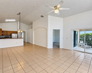 4795 Cumbrian Lakes Drive - Photo Thumbnail 2