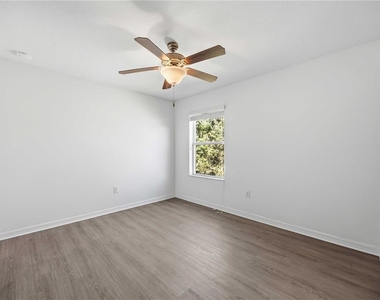 6451 Sedgeford Drive - Photo Thumbnail 11