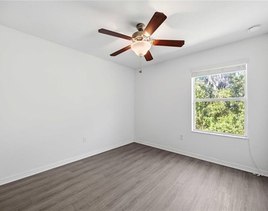 6451 Sedgeford Drive - Photo Thumbnail 13