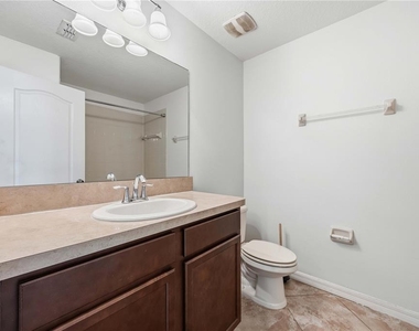 6451 Sedgeford Drive - Photo Thumbnail 15