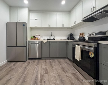 211 Se 21st Terrace - Photo Thumbnail 12