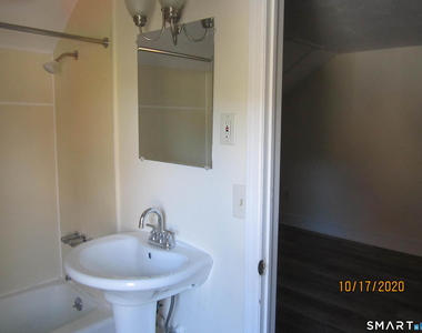 1085 Broad Street - Photo Thumbnail 7