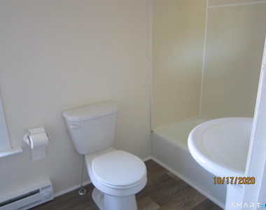 1085 Broad Street - Photo Thumbnail 11