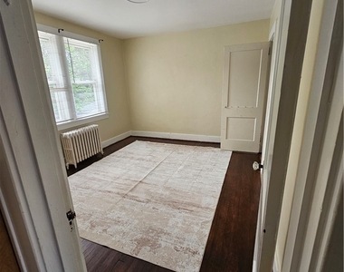 2332 Sherbrook - Photo Thumbnail 23