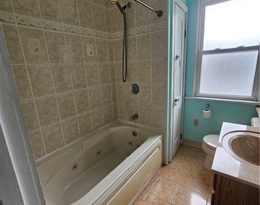 2332 Sherbrook - Photo Thumbnail 19