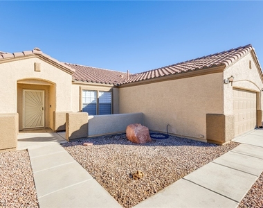 480 Salzburg Avenue - Photo Thumbnail 3