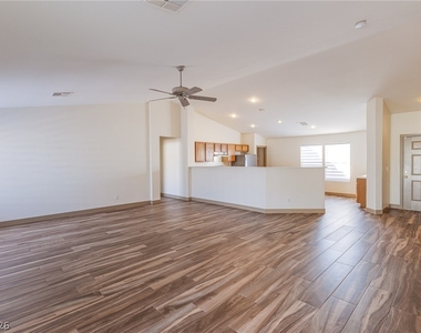 480 Salzburg Avenue - Photo Thumbnail 9