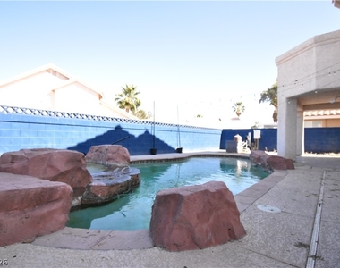5016 Camino Del Santo Parkway - Photo Thumbnail 32