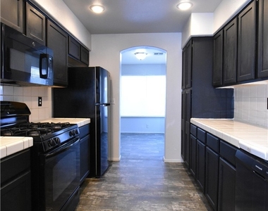 5016 Camino Del Santo Parkway - Photo Thumbnail 8
