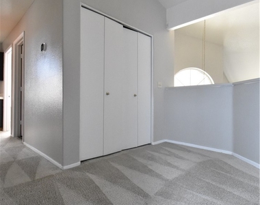 5016 Camino Del Santo Parkway - Photo Thumbnail 15