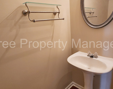 3854 Pleasant Oaks Drive - Photo Thumbnail 4