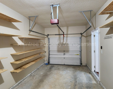 3854 Pleasant Oaks Drive - Photo Thumbnail 17