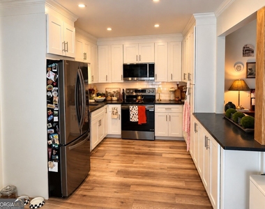1195 Minhinette Drive - Photo Thumbnail 10