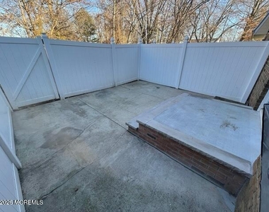 18 Windsor Terrace - Photo Thumbnail 35