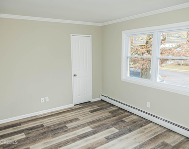 18 Windsor Terrace - Photo Thumbnail 17