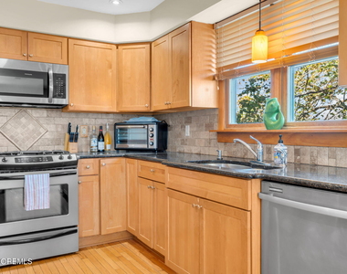 229 Pine Drive - Photo Thumbnail 14