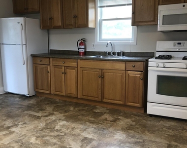 497 Sycamore Avenue - Photo Thumbnail 8