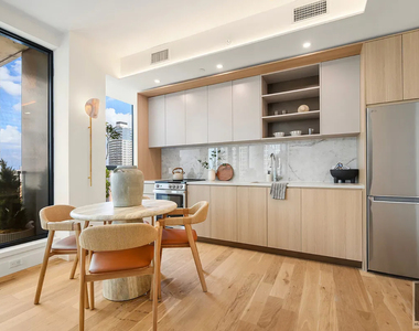 Rockwell Place - Photo Thumbnail 1