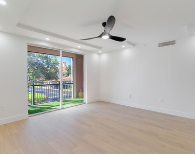 11770 Saint Andrews Place - Photo Thumbnail 8